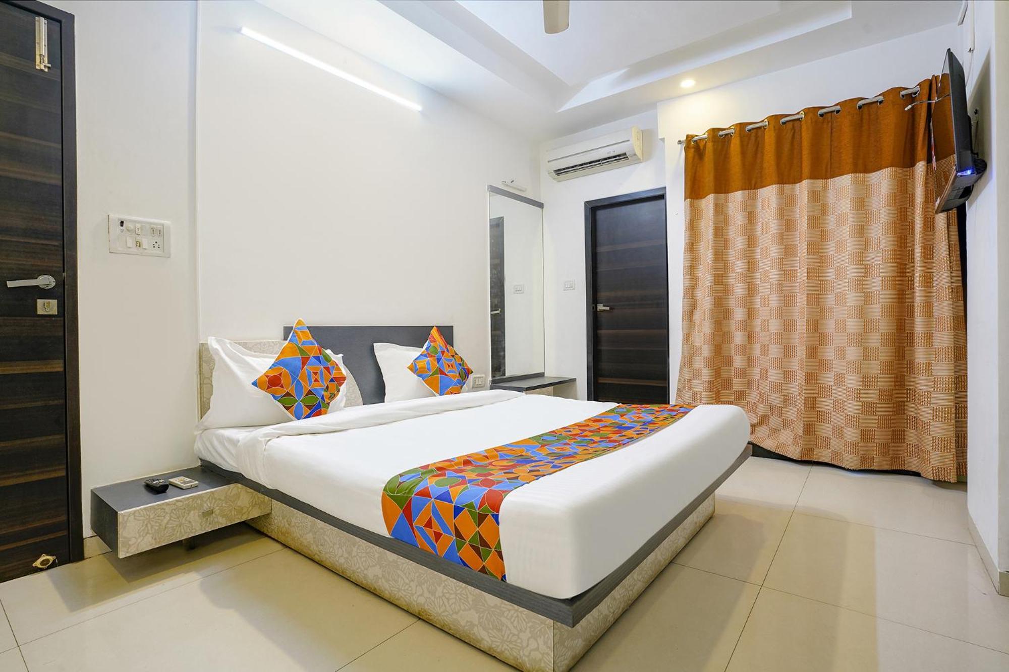 Fabhotel Shree Balaji Apartment Mira-Bhayandar Exterior photo